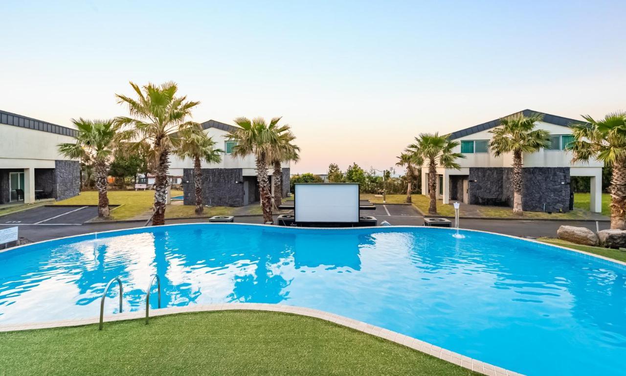 Pool And Villa Sorang Jeju Luaran gambar